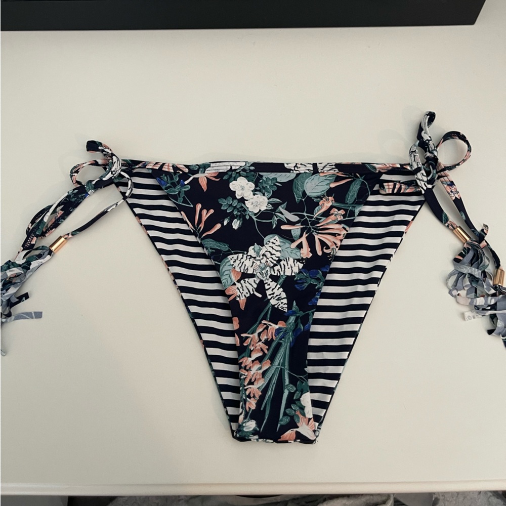 Tart Collections reversible bikini bottom
